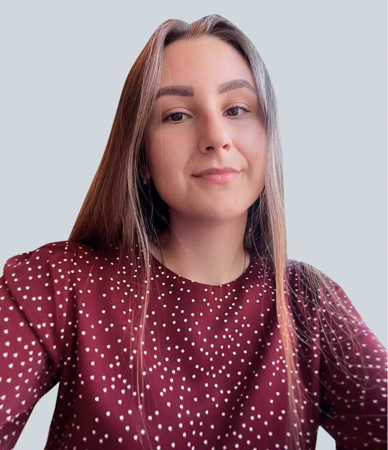 Анна Ахмедова